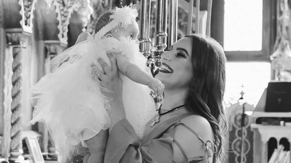 Ιωάννα Λαμπροπούλου: Η κόρη της έγινε ενός! Το οικογενειακό πάρτι για τα γενέθλιά της [εικόνες]